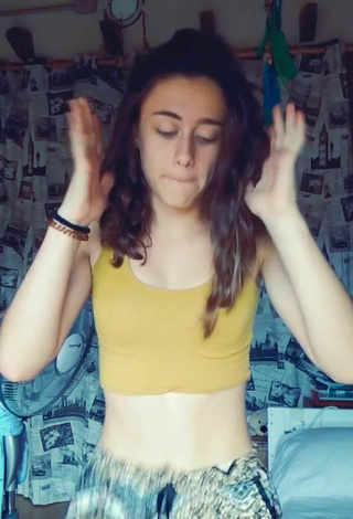 3. Beautiful Alba Castello in Sexy Crop Top while doing Belly Dance