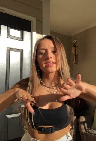 6. Sexy Brooke Sanchez Shows Cleavage in Black Crop Top