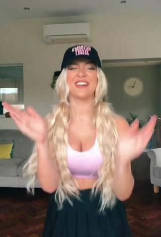 6. Sultry Molly Marsh Shows Cleavage in Pink Crop Top and Bouncing Boobs