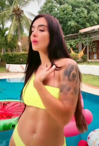 3. Sultry Adriana Valcárcel in Yellow Bikini at the Pool