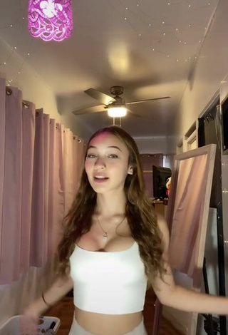 4. Hot Hali'a Beamer Shows Cleavage in White Crop Top and Bouncing Boobs