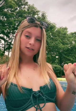 Hot Amanda Bober in Green Bikini Top at the Swimming Pool