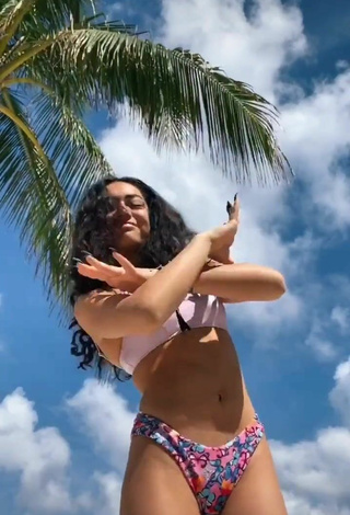 4. Sexy Avani Gregg in Pink Bikini Top