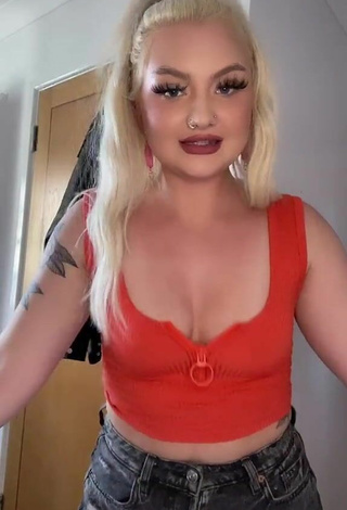 3. Pretty Lowri Rose-Williams in Red Crop Top and Bouncing Boobs