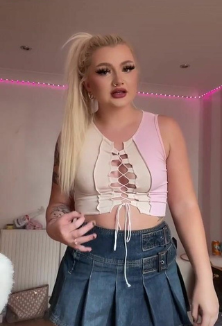 Titillating Lowri Rose-Williams in Beige Crop Top