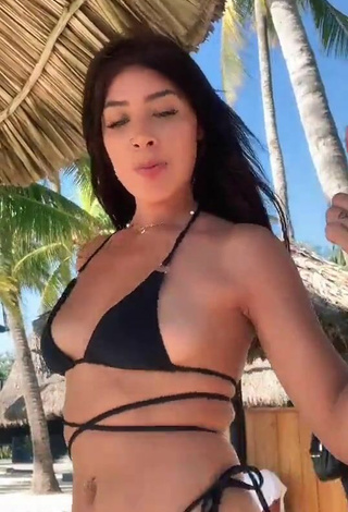 5. Sensual Alexia García in Black Bikini at the Beach