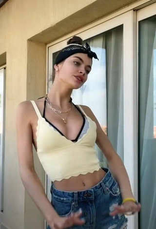 2. Beautiful Anya Ischuk Shows Cleavage in Sexy Crop Top