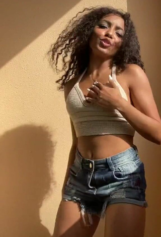 4. Luscious Any Gabrielly in Beige Crop Top