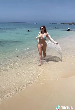 5. Sweetie Abril Abdamari Garza Alonso Shows Cleavage in Bikini at the Beach (Side Boob)