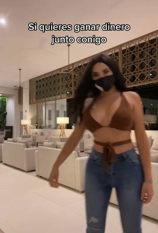 Sensual Abril Abdamari Garza Alonso Shows Cleavage in Brown Crop Top