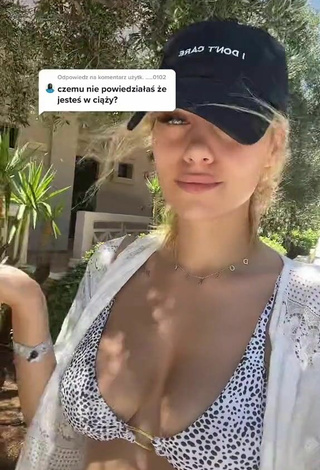 Beautiful Ewa Zawada Shows Cleavage in Sexy Bikini