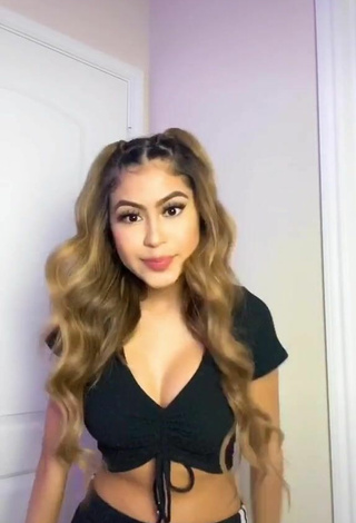 Fine Desiree Montoya Shows Cleavage in Sweet Black Crop Top