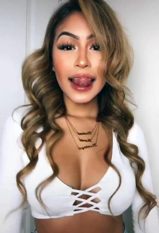 Pretty Desiree Montoya Shows Cleavage in White Crop Top