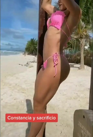 5. Sensual Franjomar Shows Butt at the Beach while doing Fitness Exercises