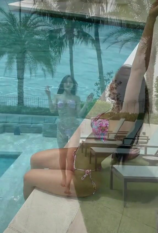 2. Georgina Mazzeo Looks Elegant in Bikini at the Swimming Pool