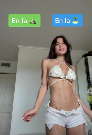 2. Luscious Georgina Mazzeo Shows Cleavage in Bikini Top (Underboob)