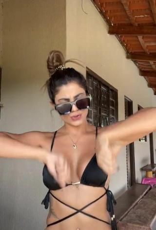 5. Luscious Hariany Nathália Almeida Shows Cleavage in Black Bikini