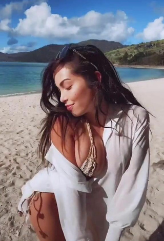 3. Fine Maddy Belle Shows Cleavage at the Beach