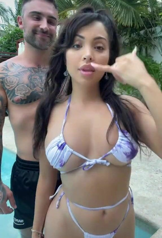 5. Sexy Maddy Belle Shows Cleavage in Bikini at the Pool (Underboob)