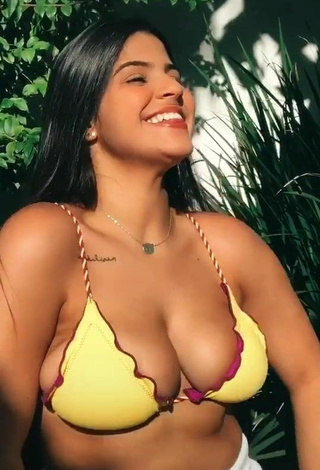 4. Julia Antunes Looks Seductive in Yellow Bikini Top