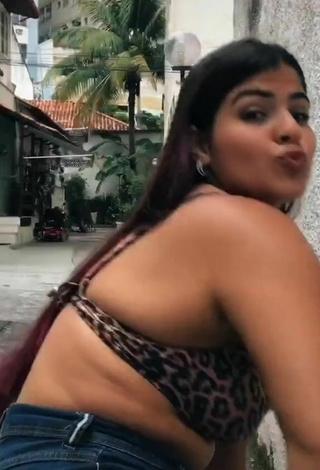 3. Erotic Julia Antunes Shows Cleavage in Leopard Bikini Top and Bouncing Boobs