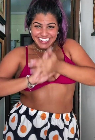 4. Sweetie Julia Antunes Shows Cleavage in Pink Bikini Top and Bouncing Tits