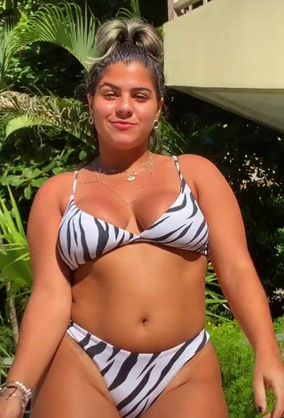 3. Lovely Julia Antunes Shows Cleavage in Zebra Bikini