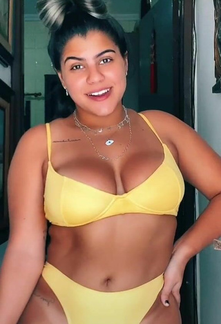 Breathtaking Julia Antunes Shows Cleavage in Yellow Bikini