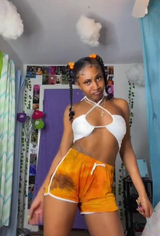 3. Sultry Kam Tunechi in White Crop Top while Twerking