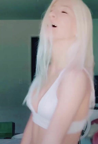 5. Sultry Kayla Polek Shows Cleavage in White Crop Top and Bouncing Boobs