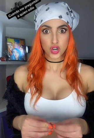 Hot Mia Coloridas Shows Cleavage in White Crop Top