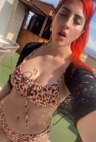 5. Sexy Mia Coloridas Shows Cleavage in Leopard Bikini