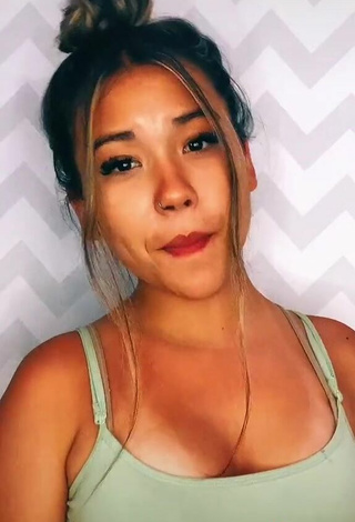 3. Luscious Michelly Ioshiko Tanino Shows Cleavage and Bouncing Boobs