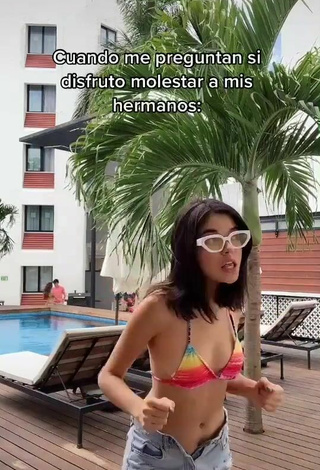 5. Cute Michelle Mendizábal in Bikini Top at the Swimming Pool