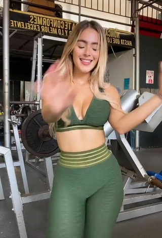 5. Luscious Nicolle Figueroa in Olive Leggings in the Sports Club and Bouncing Boobs