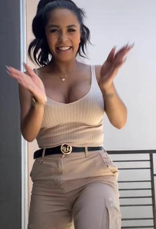 4. Sultry Pao Castillo Shows Cleavage in Beige Top and Bouncing Boobs