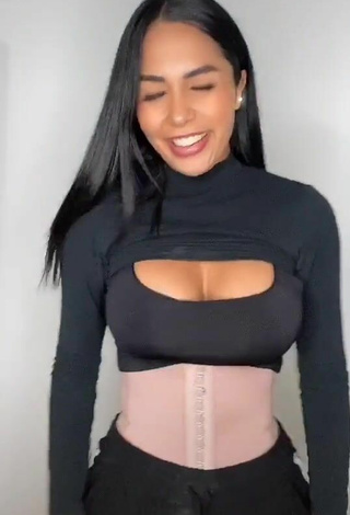 Titillating Pao Castillo Shows Cleavage in Black Crop Top and Bouncing Boobs