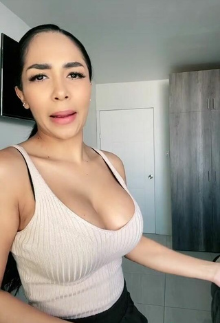 3. Titillating Pao Castillo Shows Cleavage in Grey Top and Bouncing Boobs