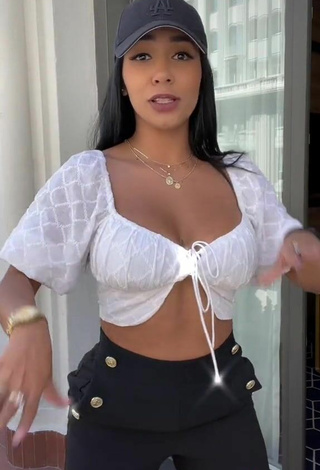 3. Beautiful Pao Castillo Shows Cleavage in Sexy White Crop Top and Bouncing Boobs