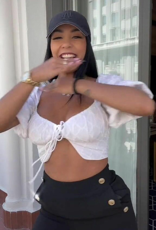 4. Beautiful Pao Castillo Shows Cleavage in Sexy White Crop Top and Bouncing Boobs