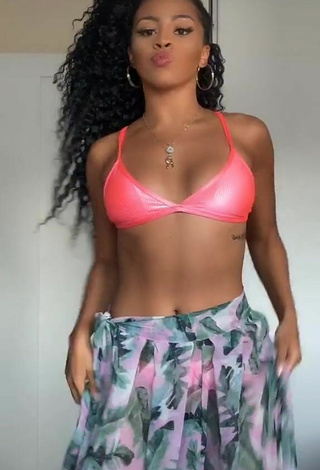 3. Titillating Ramana Borba Shows Cleavage in Pink Bikini Top