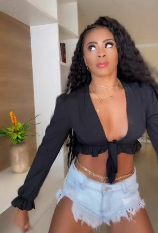 Titillating Ramana Borba in Black Crop Top and Bouncing Boobs