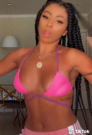 5. Beautiful Ramana Borba Shows Cleavage in Sexy Pink Bikini Top and Bouncing Tits