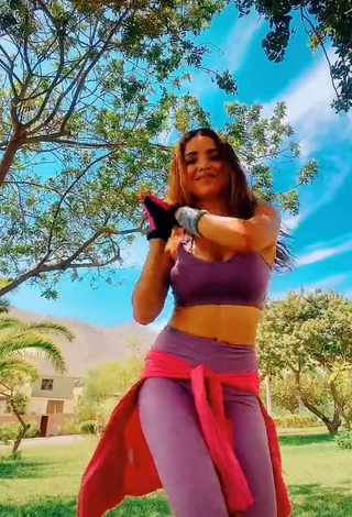 5. Sultry Rosángela Espinoza in Purple Leggings