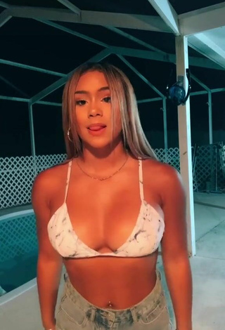 2. Luscious Shayla Marie Shows Cleavage in Bikini Top and Bouncing Tits