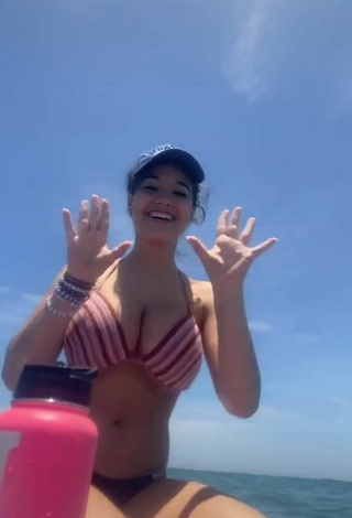 5. Beautiful Sofia Gomez Shows Cleavage in Sexy Bikini on a Boat