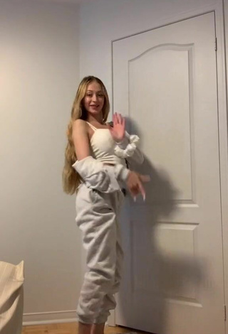 3. Cute Sophia Diamond in White Crop Top