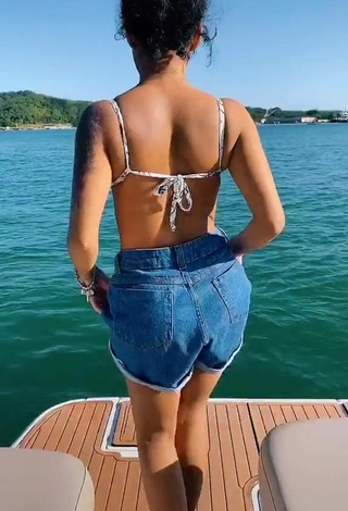 Sultry Sthefane Matos in Shorts on a Boat while Twerking