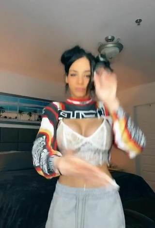 4. Sweetie Christina Kalamvokis Shows Cleavage in White Crop Top and Bouncing Tits