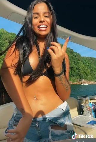 4. Beautiful Tati Nunes in Sexy Black Bikini Top on a Boat and Bouncing Tits